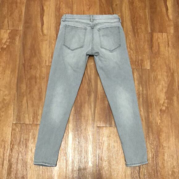 Banana Republic Light Gray Faded Distressed Jeans Size 28 - Picture 3 of 12